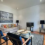 Apartment Myplacelisbon - Luxury Trindade Iii Lissabon